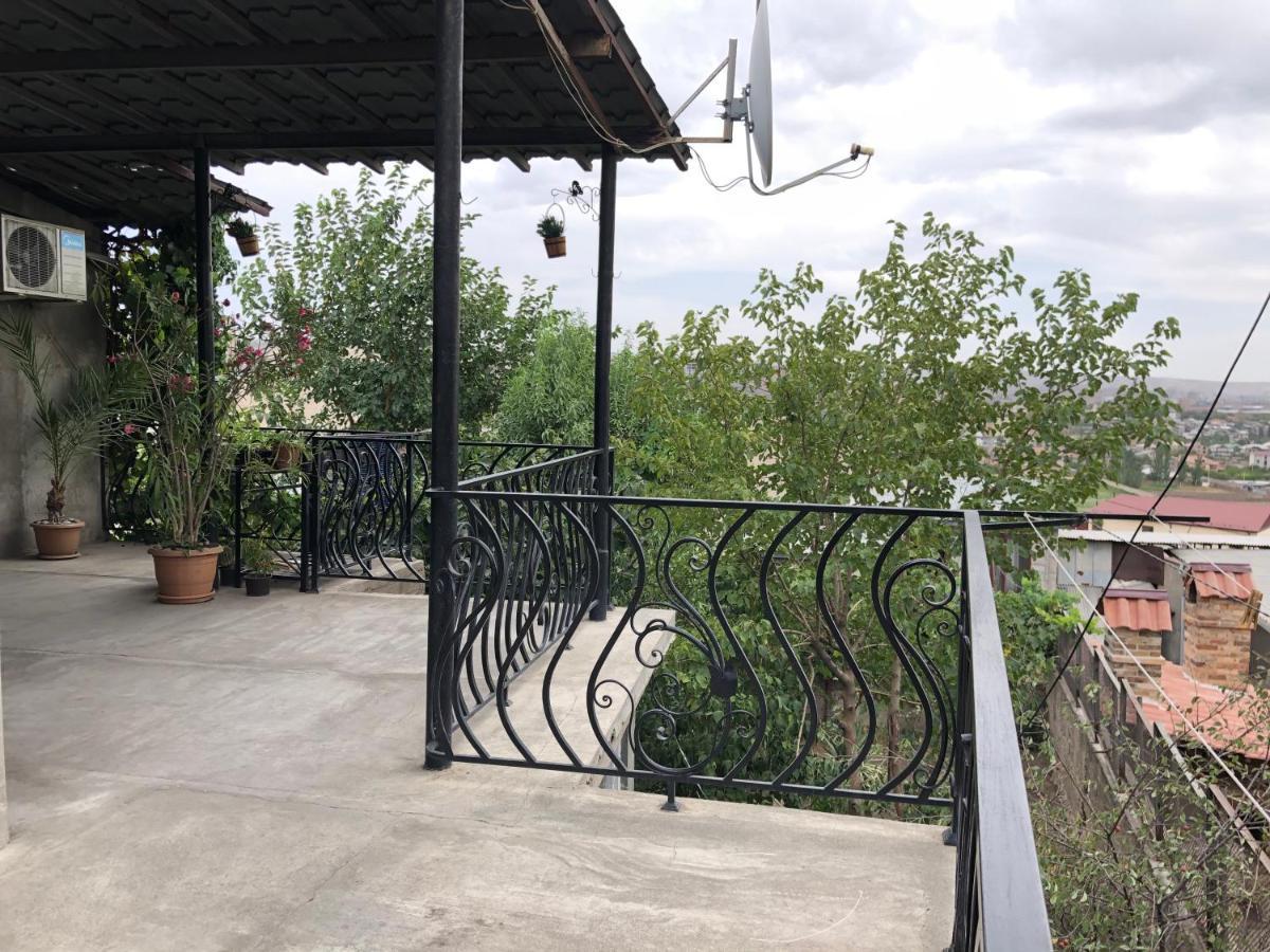 Cozystudio Yerevan Luaran gambar